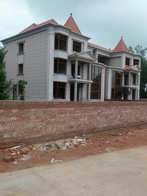 仿石漆施工時，為什么要做分格縫？